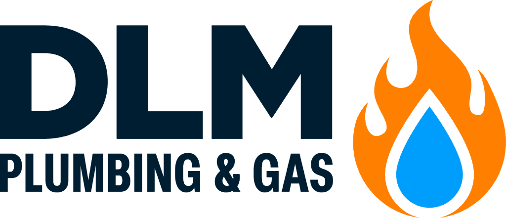 DLM Plumbing And Gas Logo